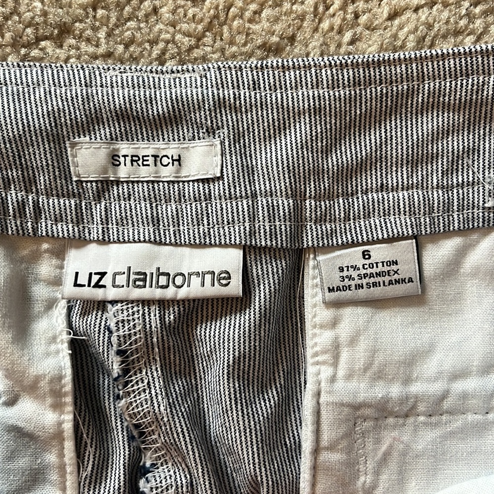 Liz Claiborne women’s shorts size 6 - Picture 4 of 4
